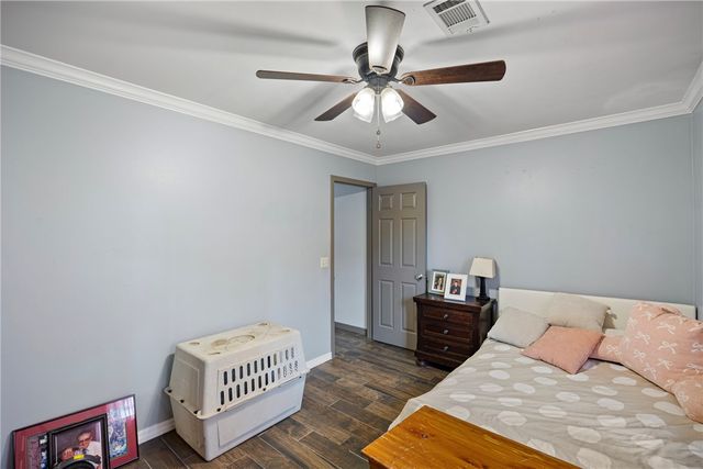 908 Deerfield Court, Russellville, AR 72801