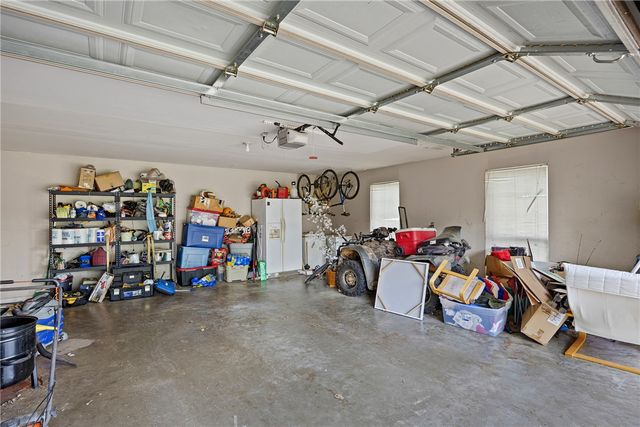 908 Deerfield Court, Russellville, AR 72801
