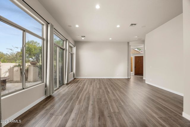 3653 E SANDS Drive, Phoenix, AZ 85050