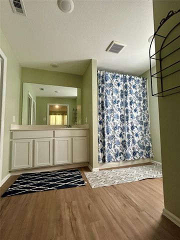 2213 Still Bend Lane, League City, TX 77573