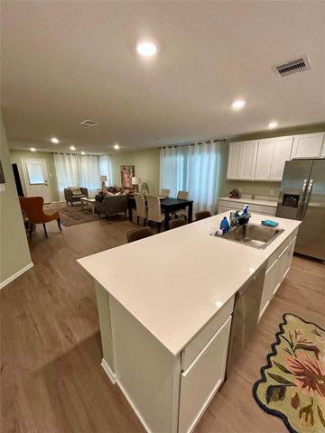 2213 Still Bend Lane, League City, TX 77573