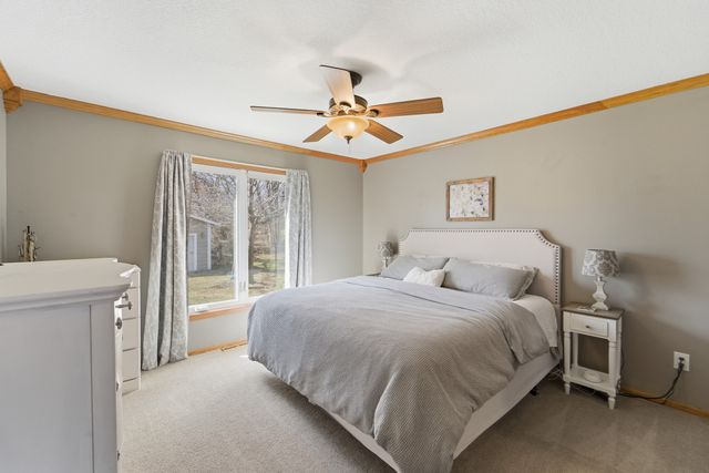 112 17th Street SE, Altoona, IA 50009