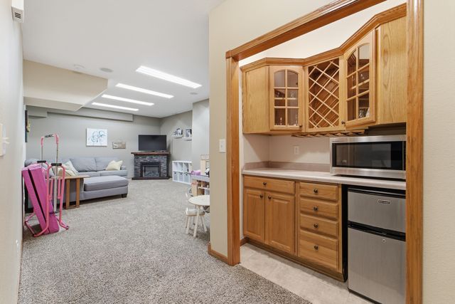 112 17th Street SE, Altoona, IA 50009