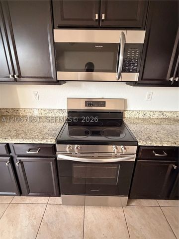 11851 SW 248th Ter 0, Homestead, FL 33032