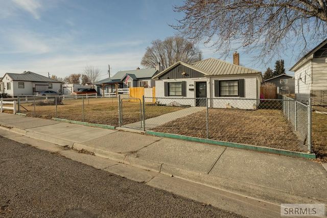 1055 Cassia, Idaho Falls, ID 83402