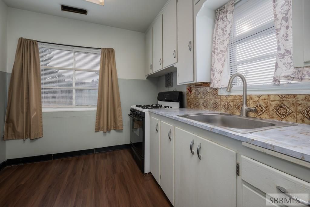 Image 11 of property listing at 1055 Cassia, Idaho Falls, ID 83402