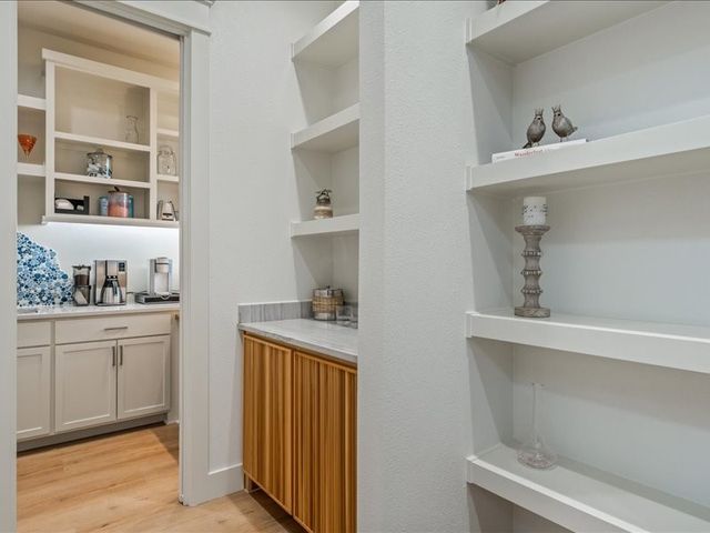 8701 Zebra Crossing, Larue, TX 75770