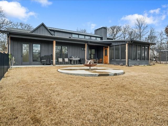 8701 Zebra Crossing, Larue, TX 75770