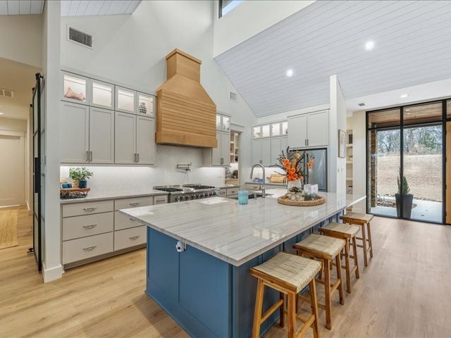 8701 Zebra Crossing, Larue, TX 75770