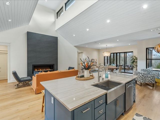 8701 Zebra Crossing, Larue, TX 75770