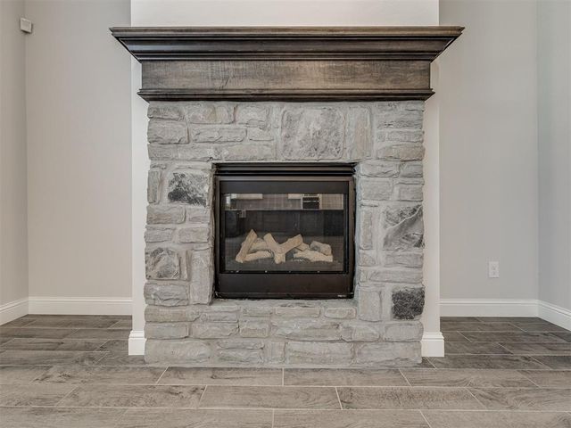 2817 Bens Circle, Yukon, OK 73099