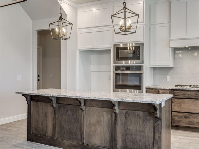 2817 Bens Circle, Yukon, OK 73099