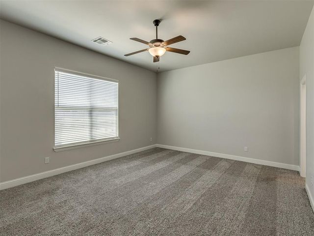 2817 Bens Circle, Yukon, OK 73099