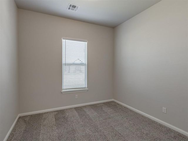 2817 Bens Circle, Yukon, OK 73099