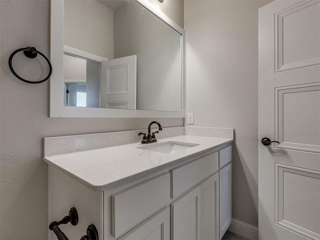 2817 Bens Circle, Yukon, OK 73099