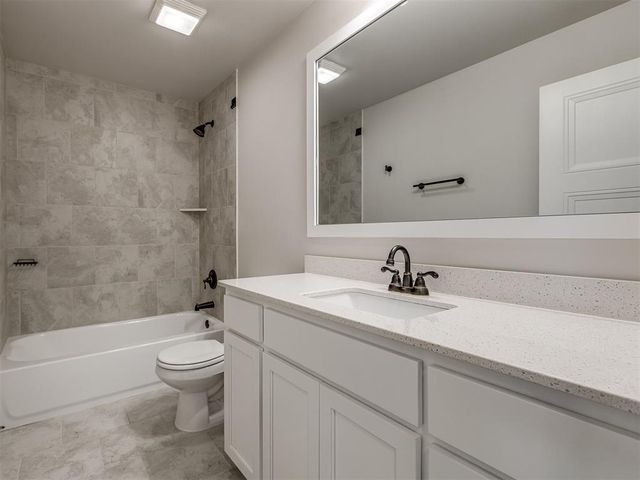 2817 Bens Circle, Yukon, OK 73099