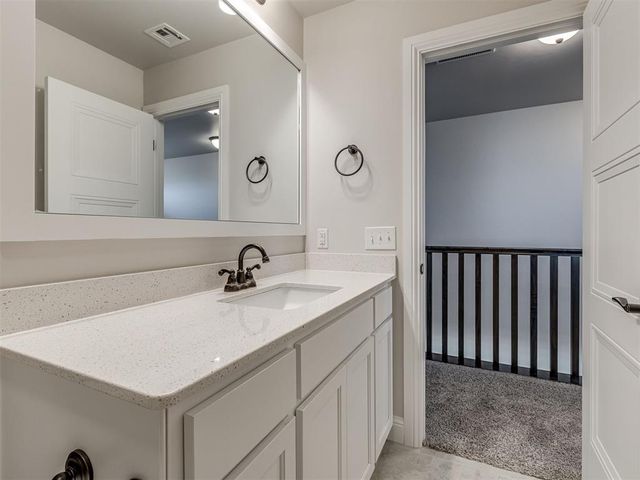 2817 Bens Circle, Yukon, OK 73099