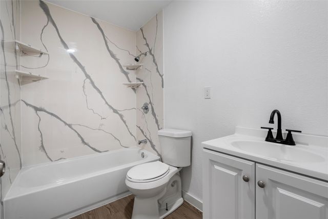 1116 January Street, Bellmead, TX 76705