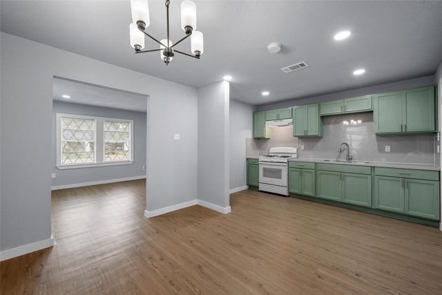 1116 January Street, Bellmead, TX 76705