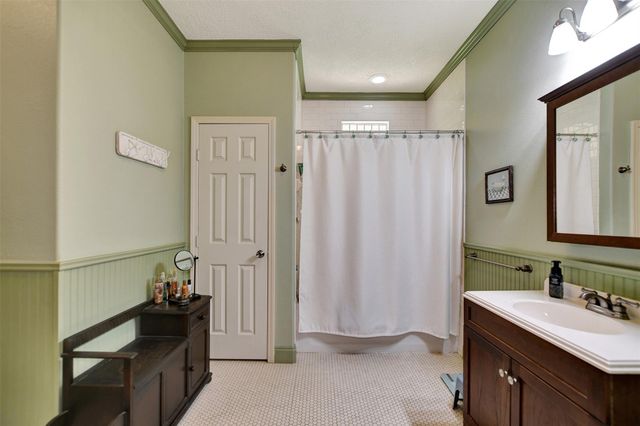 9832 Hawaii Lane, Midway, TX 75852