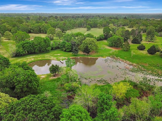 9832 Hawaii Lane, Midway, TX 75852