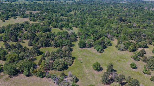 9832 Hawaii Lane, Midway, TX 75852