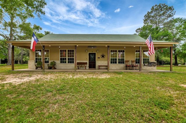 9832 Hawaii Lane, Midway, TX 75852