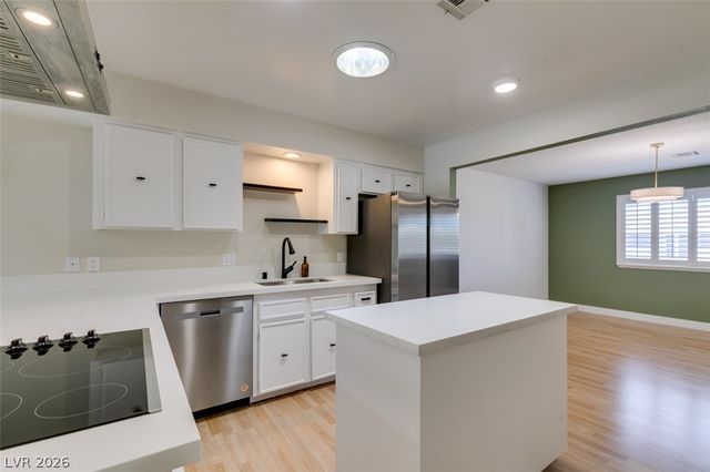 3169 Desmond Avenue, Las Vegas, NV 89121
