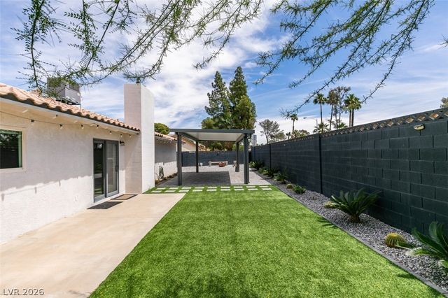 3169 Desmond Avenue, Las Vegas, NV 89121