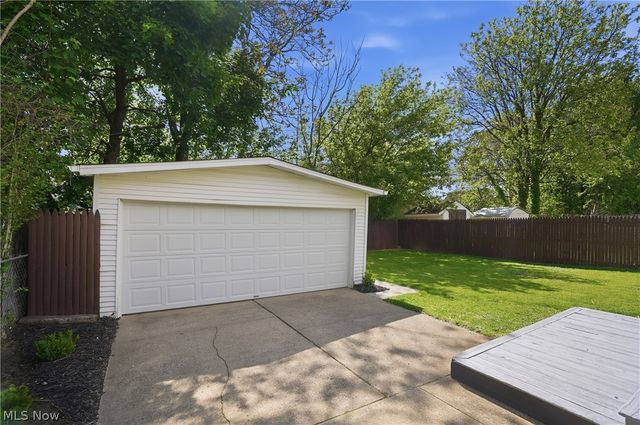 2189 20th Street SW, Akron, OH 44314