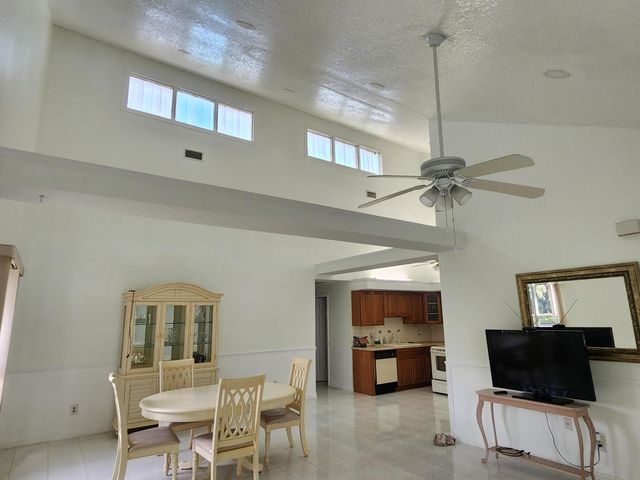 2607 SE Tropical East Circle E, Port St. Lucie, Port St Lucie, FL 34952