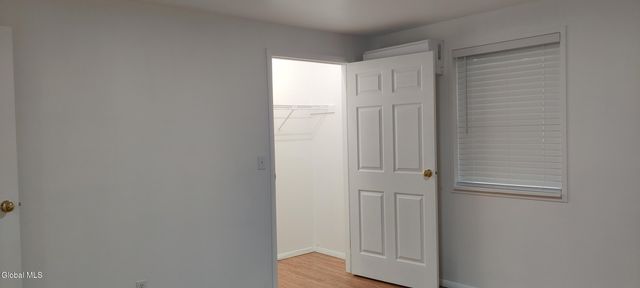 24 Arrow Wood Place, Malta, NY 12020