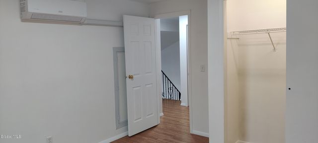 24 Arrow Wood Place, Malta, NY 12020