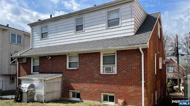 2446 3rd Street, Fort Lee, NJ 07024