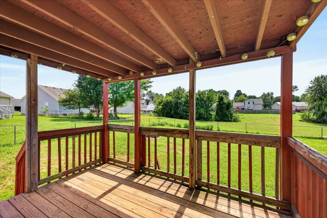 221 Grant Ave, Oak Grove, KY 42262