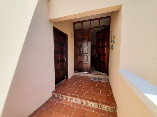 150 CANDELERO DRIVE 798, Humacao, PR 00791