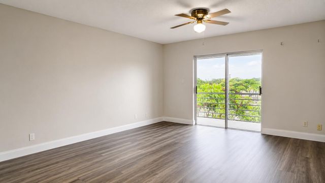4880 NW 22nd Street 309, Lauderhill, FL 33313