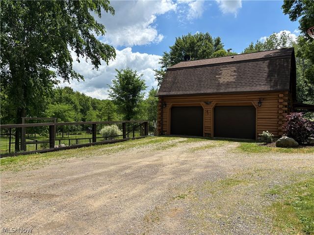 18821 Munn Road, Auburn, OH 44023