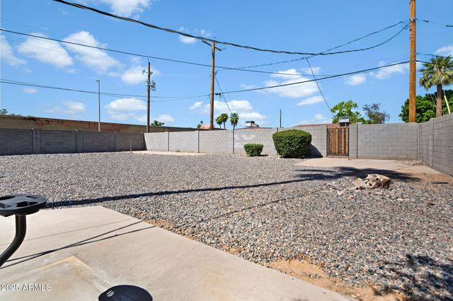 1802 E MEADOWBROOK Avenue, Phoenix, AZ 85016