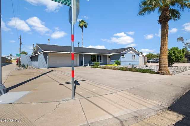 1802 E MEADOWBROOK Avenue, Phoenix, AZ 85016