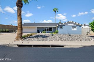 1802 E MEADOWBROOK Avenue, Phoenix, AZ 85016