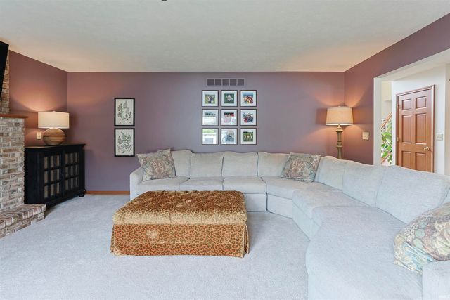 14223 Worthington Drive, Granger, IN 46530