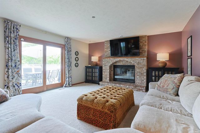 14223 Worthington Drive, Granger, IN 46530