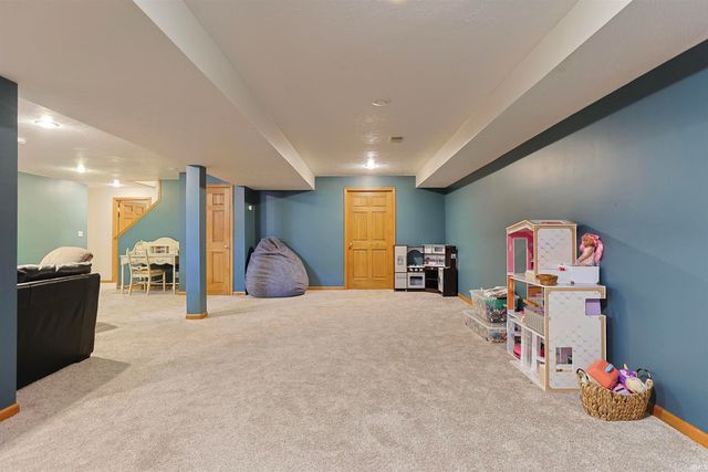14223 Worthington Drive, Granger, IN 46530