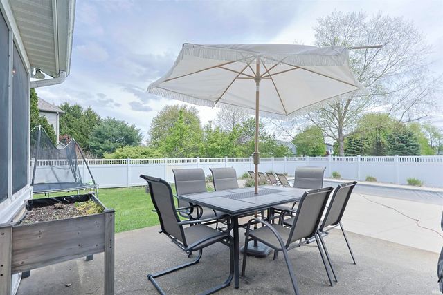 14223 Worthington Drive, Granger, IN 46530