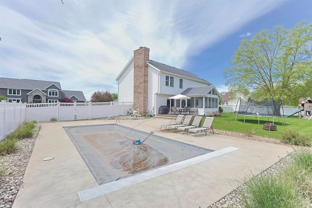 14223 Worthington Drive, Granger, IN 46530