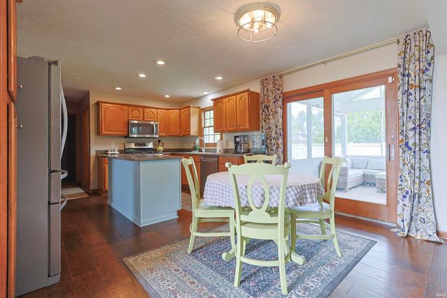 14223 Worthington Drive, Granger, IN 46530