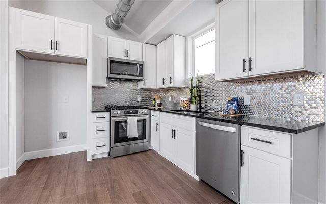 1130 Spur Street B, Austin, TX 78721