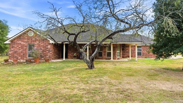 195 Cheyenne, Kingsbury, TX 78638