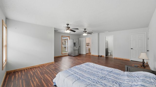 195 Cheyenne, Kingsbury, TX 78638